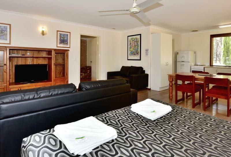 Travellers Rest Motel Mundaring Exterior foto